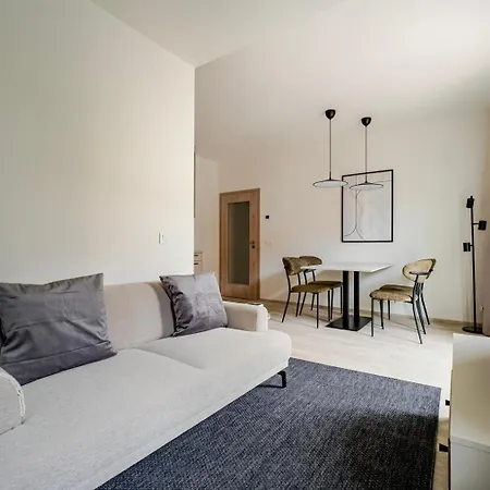 شقة Blueground Nusle Balcony Nr Vysehrad Prg-71 براغ
